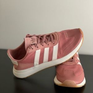 Adidas APC 011001 Mauve Cross Trainers Running Walking Womens Shoes Size 8